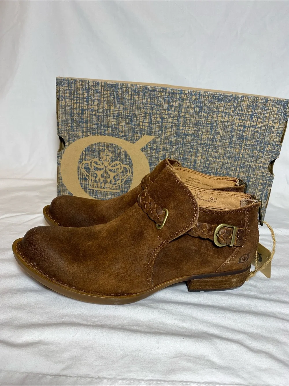 Born Sylvia Women’s Rust (Tobacco) Distressed Suede Ankle Boots - size 7.5 NWT - Picture 5 of 12